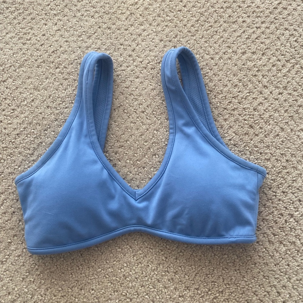 Crop shop boutique blue isla sports bra